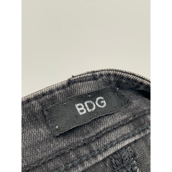 BDG URBAN OUTFITTERS Women's Washed Black Denim Cut-Off Lace-Up Shorts SZ 36 - Picture 9 of 10